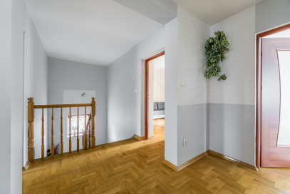 Dom Sprzedaż Halinów
