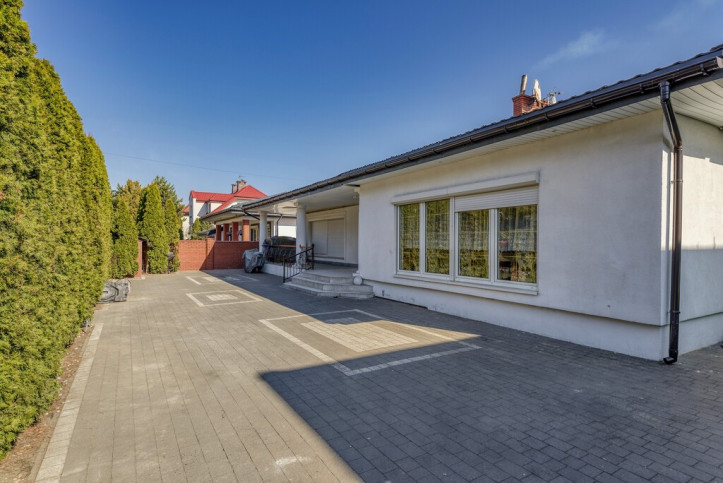 Dom Sprzedaż Łomianki Stanisława Konarskiego 14